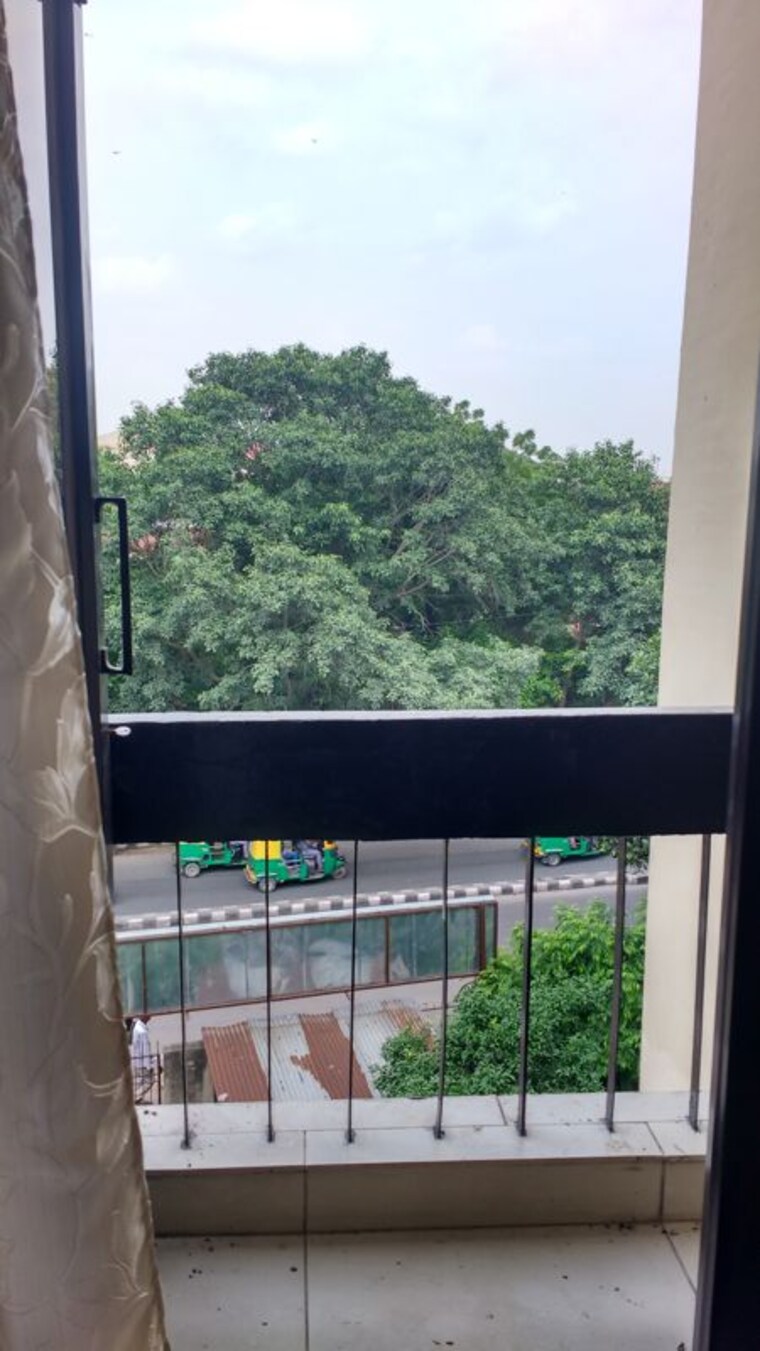 Balcony, saket Studio 340 Sq.Ft. Apartment In Saket Delhi 10408144