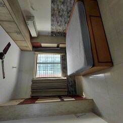 2 BHK Apartment For Rent in Raheja Sherwood