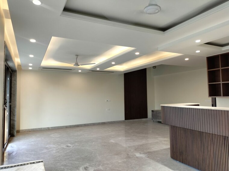Room, greater kailash i 5 Bedroom 5000 Sq.Ft. Independent House In Greater Kailash I Delhi 10408171