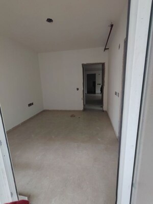 Room in 3 BHK Apartment at Omaxe Hazratganj Residency, Gomti Nagar – for Sale
