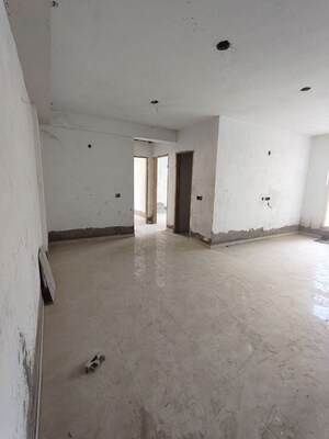 Room in 3 BHK Apartment at Omaxe Hazratganj Residency, Gomti Nagar – for Sale