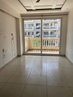 3 BHK + Store Room Apartment For Rent in Green Valley Residencia