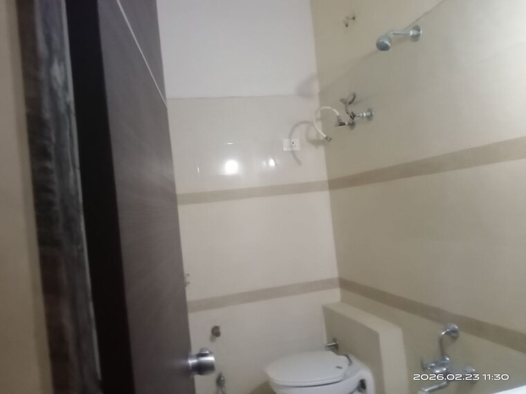Bathroom, new sama 3 Bedroom 1200 Sq.Ft. Apartment In New Sama Vadodara 10408184