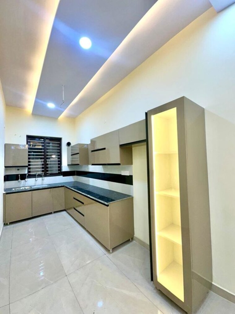 Kitchen, bhai randhir singh nagar 6 Bedroom 125 Sq.Yd. Independent House In Bhai Randhir Singh Nagar Ludhiana 10408196