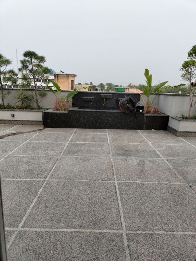  Parking, hauz khas 3 Bedroom 2500 Sq.Ft. Apartment In Hauz Khas Delhi 10408238