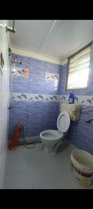 Bathroom in 1 BHK Apartment at Ghatkopar West – for Rent