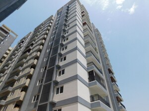 2 BHK Apartment For Rent in Praneeth Pranav Solitaire, Bachupally
