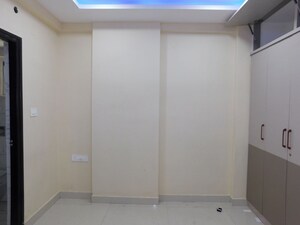 Room in 2 BHK Apartment at Praneeth Pranav Solitaire, Bachupally – for Rent