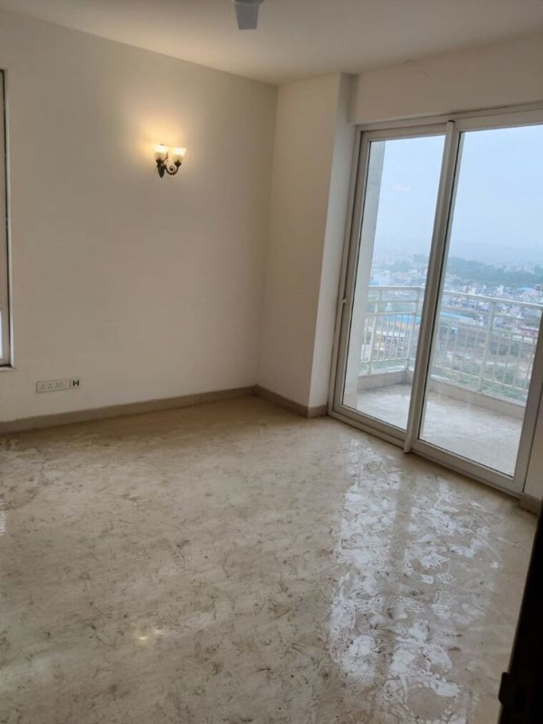 Bedroom, puri-emerald-bay 2.5 Bedroom 1550 Sq.Ft. Apartment In Sector 104 Gurgaon 10408269