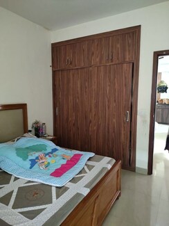 2 BHK Apartment For Rent in Suncity Avenue 76