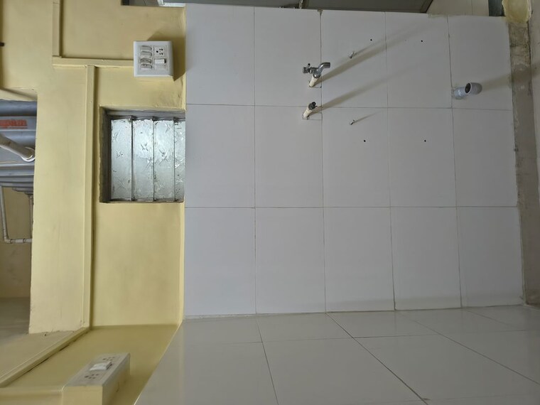 Bathroom, kurla Commercial Co Working Space 1000 Sq.Ft. In Kurla Mumbai 10408315