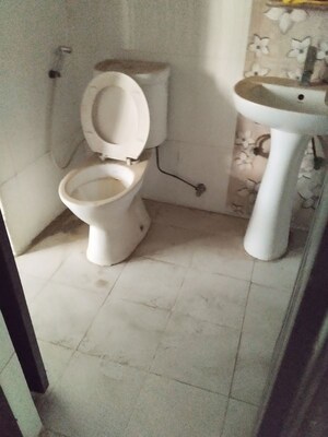 Bathroom in 3 BHK Apartment at Supertech Cape Town, Sector 74 – for Rent