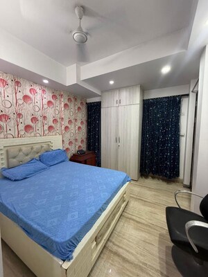 Bedroom in 2 BHK Builder Floor at Kalkaji – for Rent