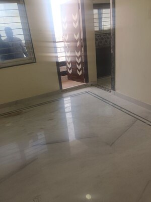 Room in 2 BHK Apartment at Manikonda – for Rent