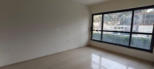 Room in 2 BHK Apartment at Kalpataru Magnus, Bandra East – for Rent