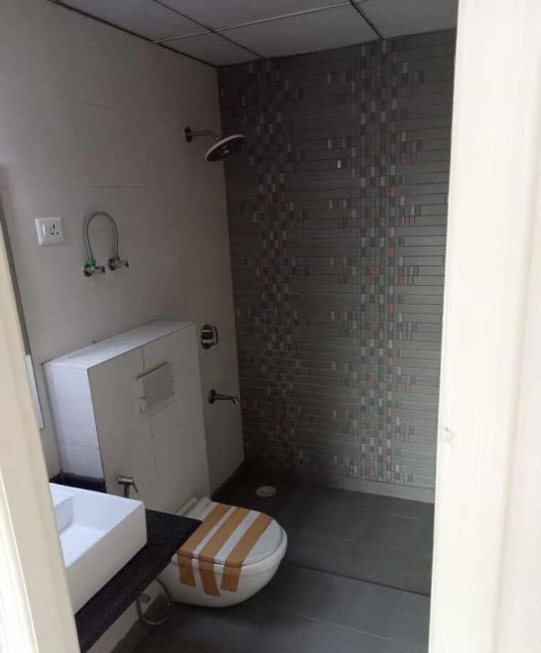 Bathroom, arihant-abode 2 Bedroom 920 Sq.Ft. Apartment In Sector 10 Greater Noida Greater Noida 10408347