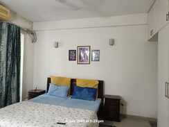 4 BHK + Store Room Builder Floor For Sale in Emaar Emerald Floors