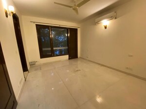 Room in 3 BHK Builder Floor at Lajpat Nagar 4 – for Sale