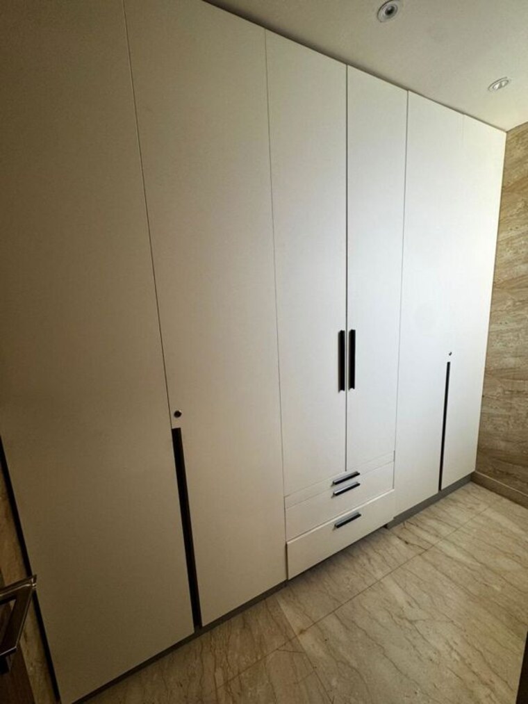 Room, ambience-tivertone 3.5 Bedroom 2548 Sq.Ft. Apartment In Sector 50 Noida 10408352