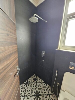 Furnished Amenities in 2 BHK Builder Floor at Lajpat Nagar 4 – for Rent