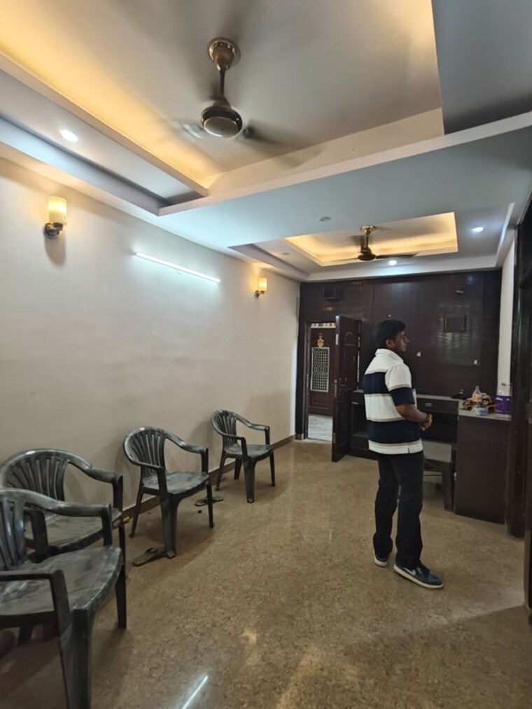 Gym, niti khand i 3 Bedroom 1000 Sq.Ft. Builder Floor In Niti Khand I Ghaziabad 10408364