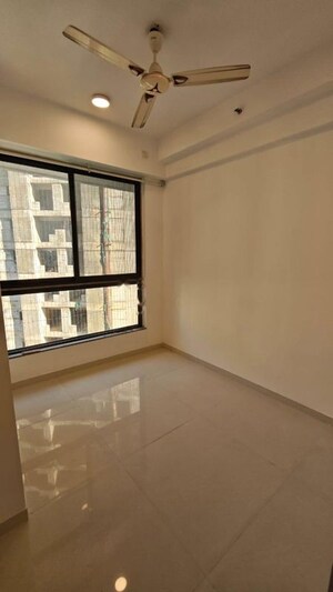 Room in 3 BHK Apartment at Sunteck City Avenue 1, Goregaon West – for Rent