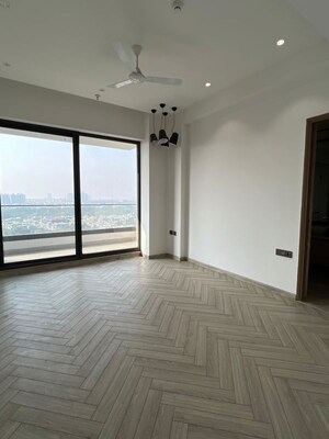 Room in 4 BHK Apartment at ABA County 107, Sector 107 – for Rent