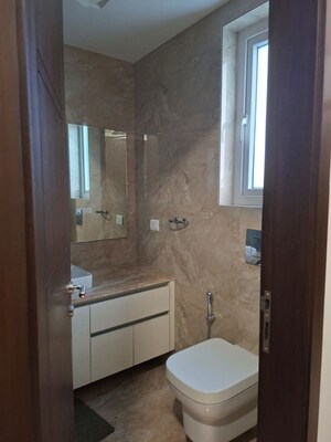 Bathroom in 4 BHK Builder Floor at Green Park – for Rent