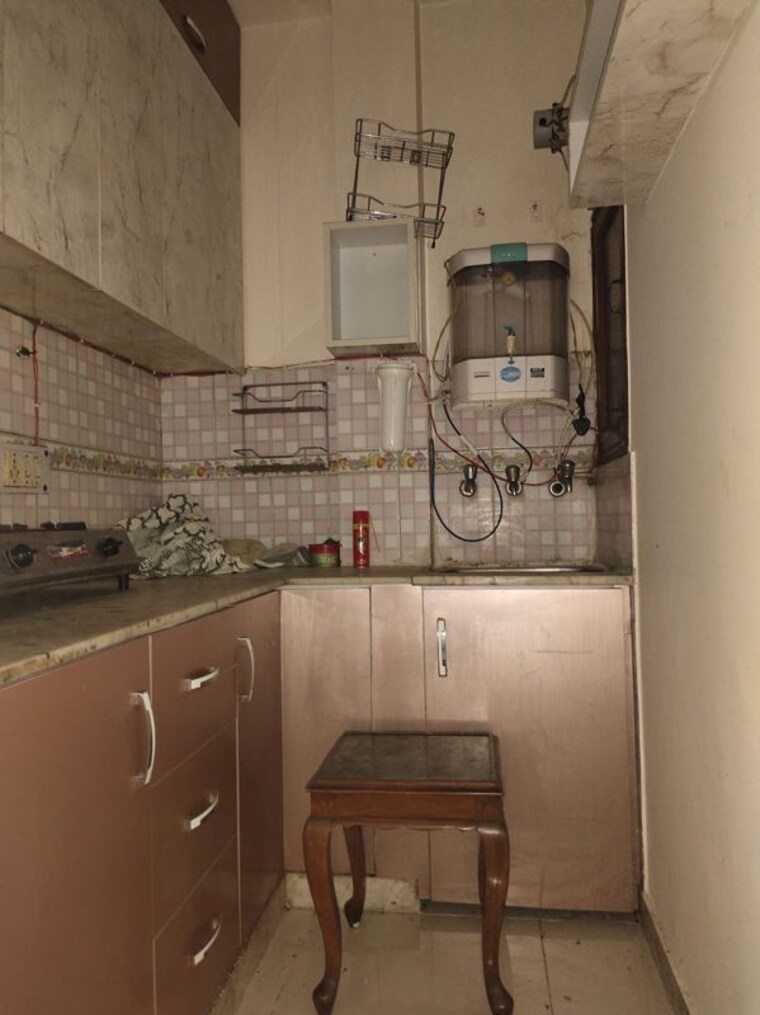 Kitchen, east of kailash 1 Bedroom 600 Sq.Ft. Builder Floor In East Of Kailash Delhi 10408427