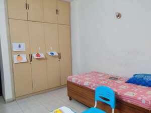 Bathroom in 3 BHK Apartment at Bestech Park View Spa, Sector 47 – for Rent