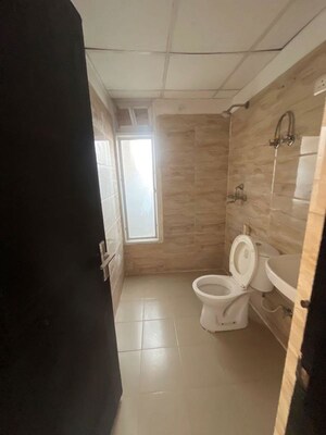 Bathroom in 2.5 BHK Apartment at Ajnara Homes, Sector 16b Greater Noida – for Sale