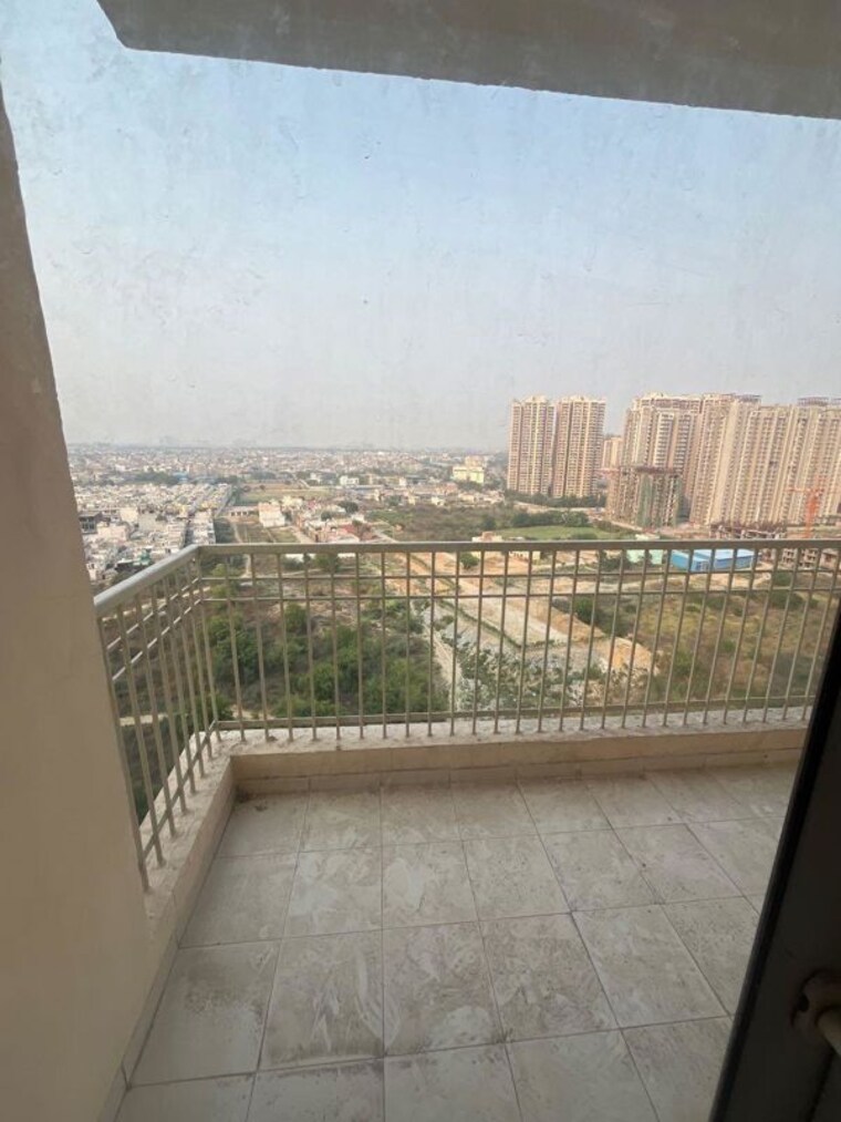 Swimming Pool, ajnara-homes 2.5 Bedroom 1085 Sq.Ft. Apartment In Sector 16b Greater Noida Greater Noida 10408455