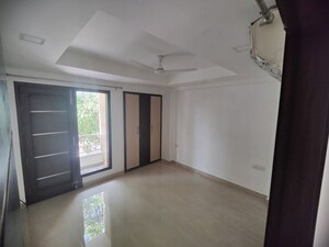 Room in 3 BHK Builder Floor at Greater Kailash I – for Rent