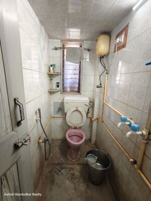 Bathroom in 1 RK Apartment at Aashirwad Apartment Andheri, Andheri East – for Rent