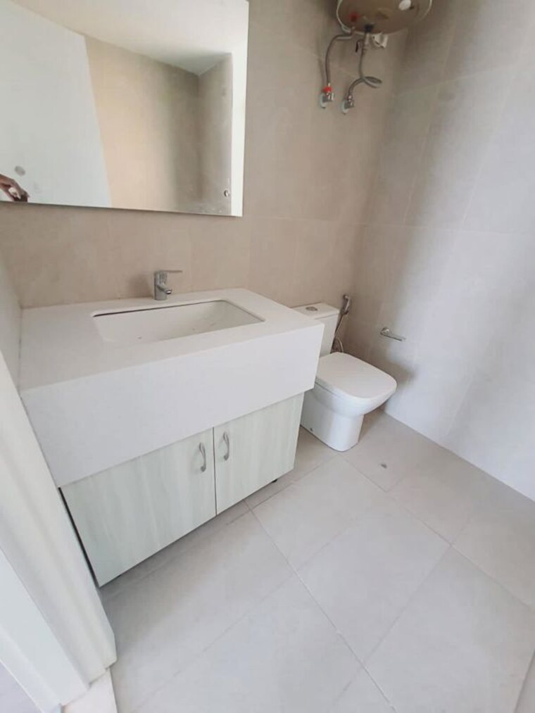 Bathroom, ireo-the-corridors 3 Bedroom 1727 Sq.Ft. Apartment In Sector 67a Gurgaon 10408475