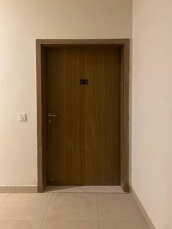 3.5 BHK + Servant Room Apartment For Rent in Ireo The Corridors
