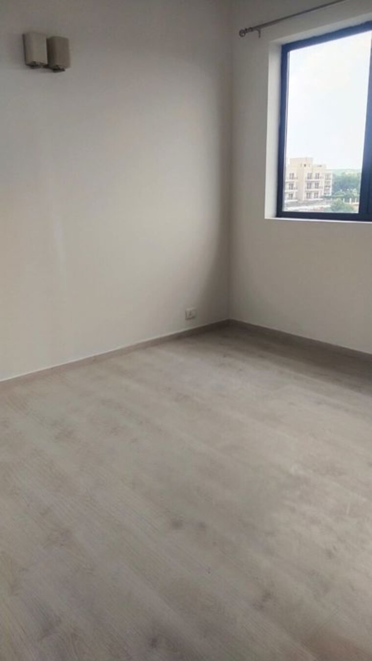 Room, ireo-skyon 2.5 Bedroom 1525 Sq.Ft. Apartment In Sector 60 Gurgaon 10408502