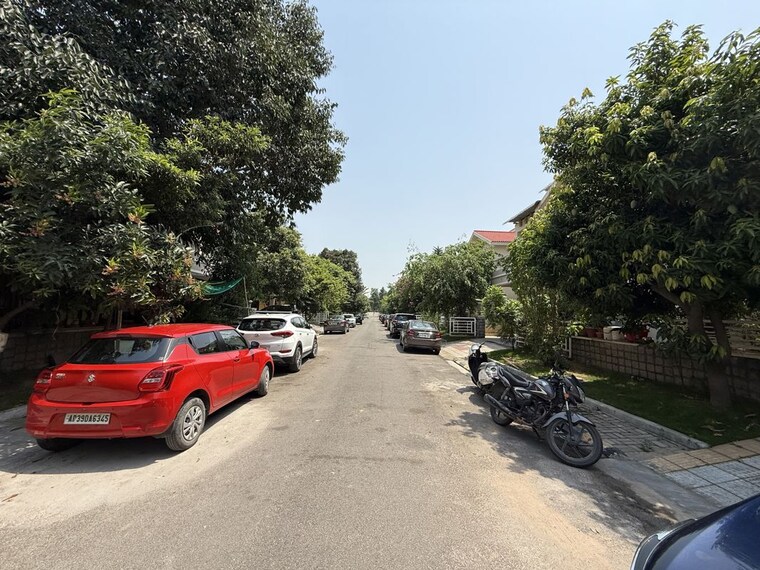  Parking, maithri-enclave 4 Bedroom 6000 Sq.Ft. Villa In Sainikpuri Hyderabad 10408532