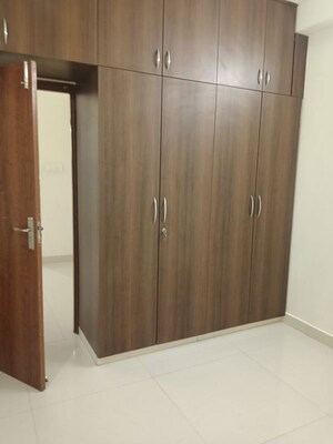 Furnished Amenities in 2 BHK Apartment at Manikonda – for Rent
