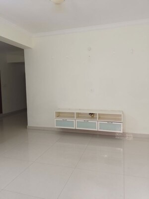 Room in 2 BHK Apartment at Manikonda – for Rent