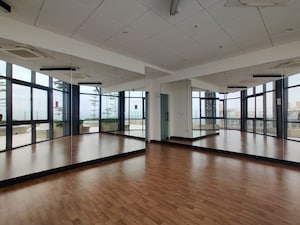 Room in  Apartment at Bhartiya Nikoo Homes Phase 2, Thanisandra Main Road – for Rent
