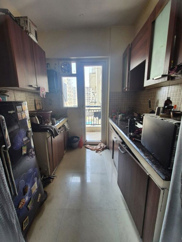 Kitchen, sethi-max-royal 2 Bedroom 940 Sq.Ft. Apartment In Sector 76 Noida 10408555