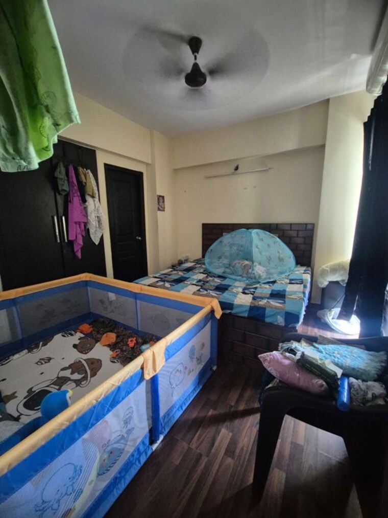 Bedroom, sethi-max-royal 2 Bedroom 940 Sq.Ft. Apartment In Sector 76 Noida 10408555