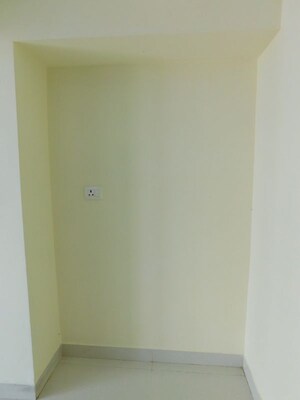Room in 2 BHK Builder Floor at Kondapur – for Rent