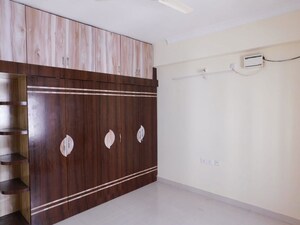 Furnished Amenities in 2 BHK Builder Floor at Kondapur – for Rent