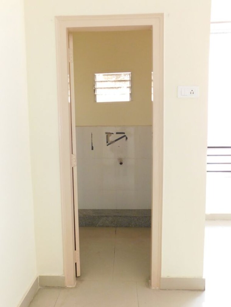 Bathroom, kondapur 3 Bedroom 1800 Sq.Ft. Builder Floor In Kondapur Hyderabad 10408568