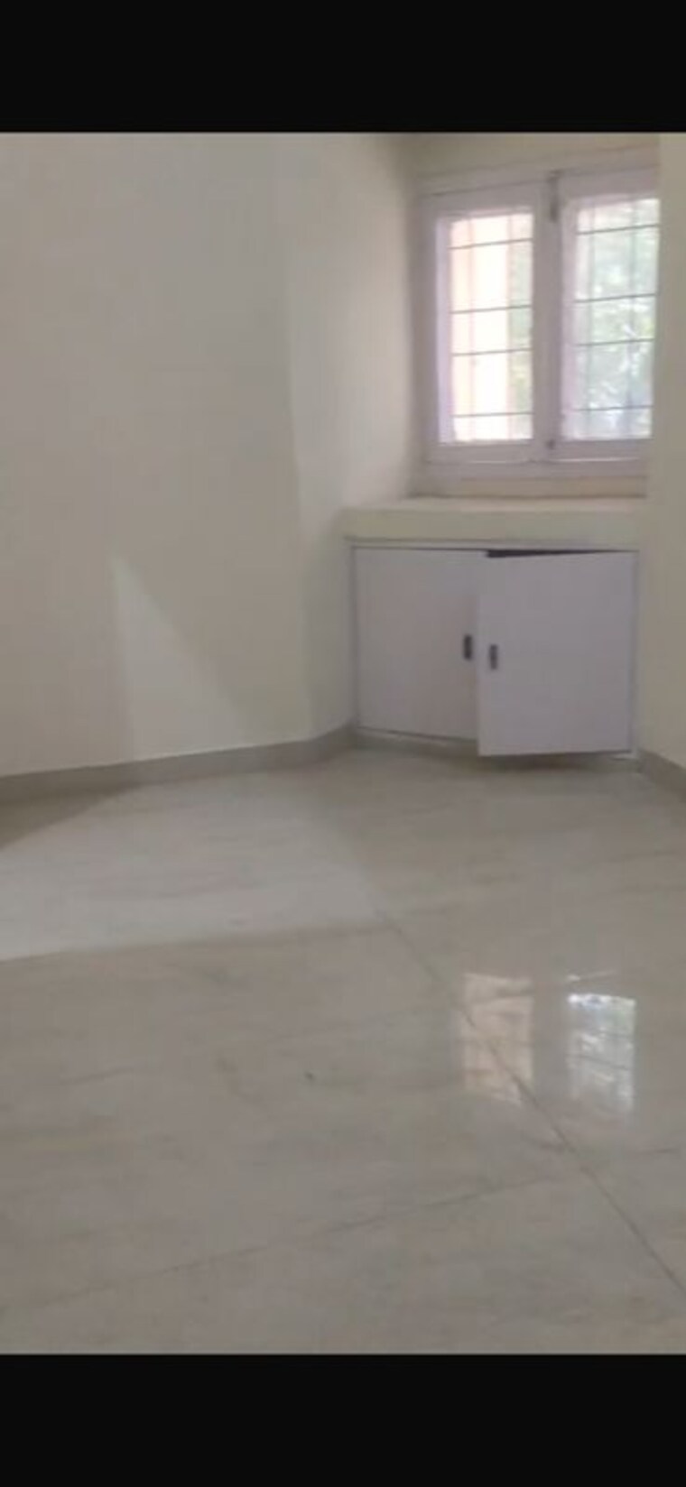 Room, sector 20 3 Bedroom 2000 Sq.Ft. Independent House In Sector 20 Noida 10408571
