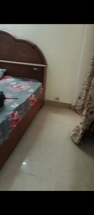 Bedroom in 1 RK Apartment at Central Park I, Sector 42 – for Sale