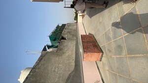 Team Area in 3 BHK Builder Floor at Nehru Enclave – for Rent