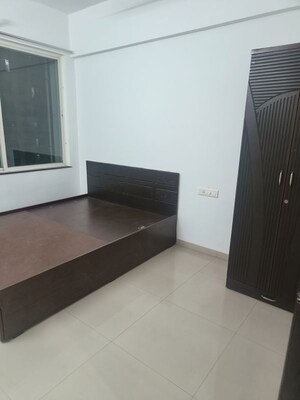 Room in 2.5 BHK Apartment at Rama Capriccio Phase I, Wakad – for Rent